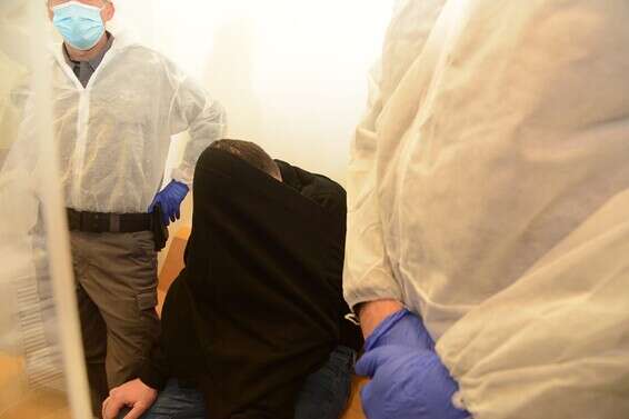 הנאשם אביעד משה בביהמ"ש // צילום: דודו גרינשפן